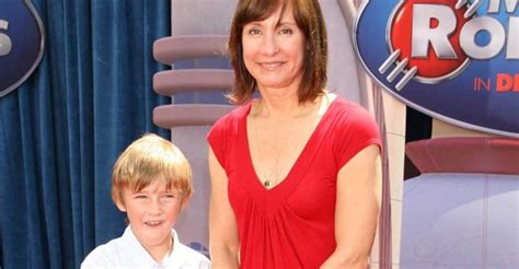 Will Theron Roth, Bio and Net Worth - QuikForce