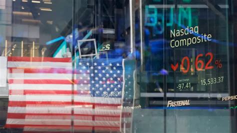 Top News Börsen Ticker Wall Street startet im Plus Verkürzter