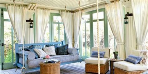 Sunroom Furniture Layout and Arrangement Ideas