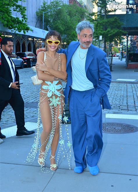 Rita Ora Kate Moss Lottie Moss Ritaora Ritaoraeu Nude Leaks Photo Thefappening