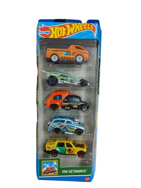 Hot Wheels Car HW Getaways Pack Of Time Attaxi Surf Crate RV There Yet Surf N Turf