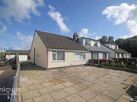 3 Bed Bungalow For Sale In Berwick Avenue Thornton Cleveleys Fy5 Zoopla