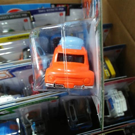 T Hunted Carros In Ditos E Mais Novas Cores Para Os Hot Wheels De