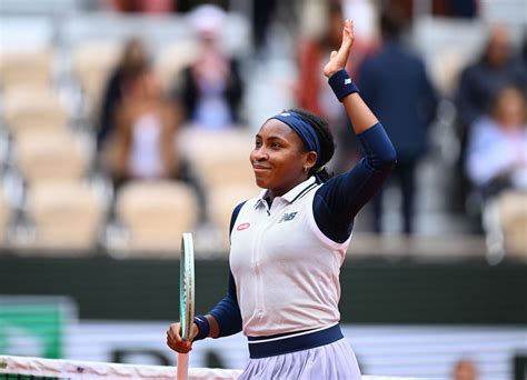 Coco Gauff in high spirits as she arrives at Roland Garros for Paris ...