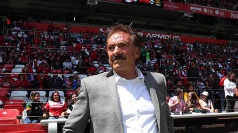 Ricardo La Volpe felicita a Edson Álvarez