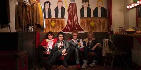 Pistol Disney les acteurs de la série ressemblent ils aux vrais Sex Pistols PHOTOS