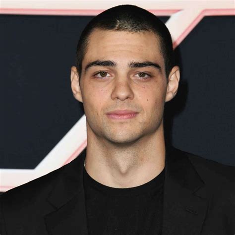 Noah Centineo: Deswegen werden Fans wegen “To All The Boys I’ve Loved