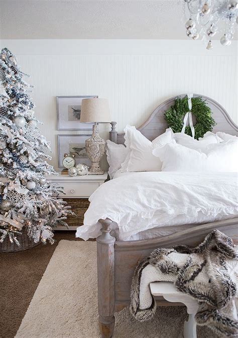 50 Adorable Christmas Bedroom Décor Ideas Digsdigs