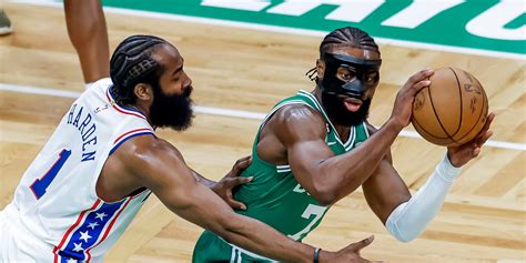 Playoff Nba Boston Strapazza Philadelphia E Pareggia La Serie