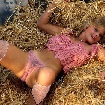 Lynda Wiesmeier Babe Page Watch This Centerfold On FreeOnes