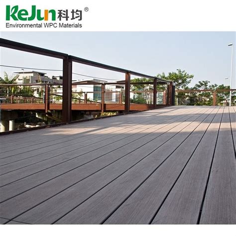 China Round Hole Wpc Composite Decking Manufacturers Factory