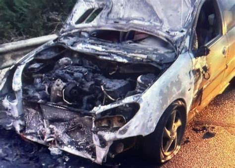 Terni Auto In Fiamme A Ponte Le Cave Traffico In Tilt Umbriaon