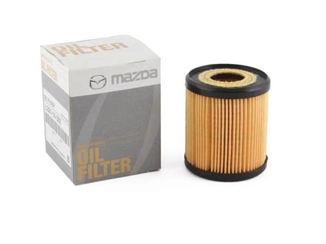 Купить недорого Фильтры Фильтр масляный Mazda l32114302 в Москве