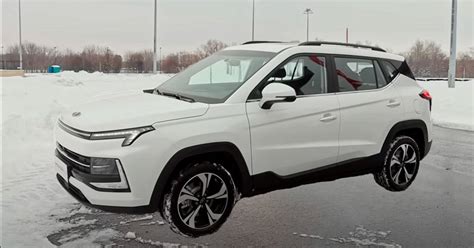 Новый бензиновый Москвич, большим интересом пользуется в регионах ...