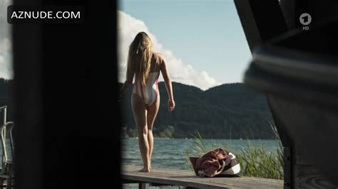 MELANIE BOHM Nude AZNude