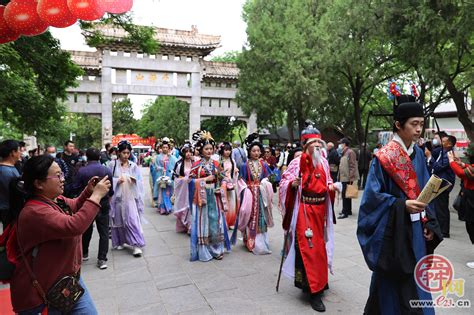 首日迎客2万人 千佛山“三月三”民俗文化庙会热闹开场 济南社会 舜网新闻