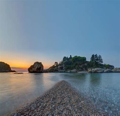 Taormina Beaches - The beautiful beaches in Taormina