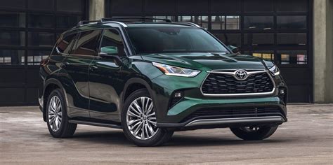 2023 Toyota Highlander Review Pricing And Specs