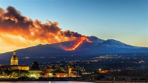 Etna El Volc N Italiano De Sicilia Vuelve A Entrar En Erupci N