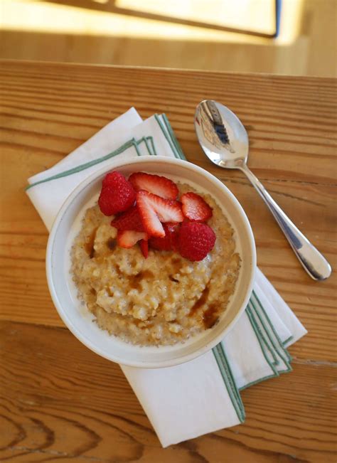 Creamy Irish-Style Oatmeal - LideyLikes