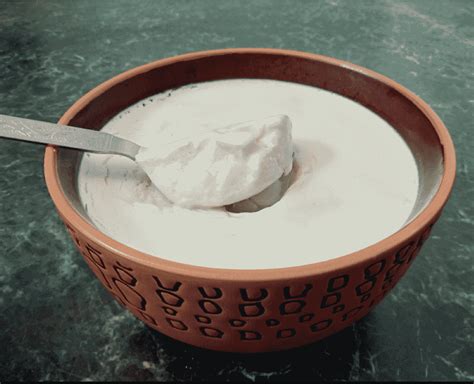 Benefits Of Eating Curd