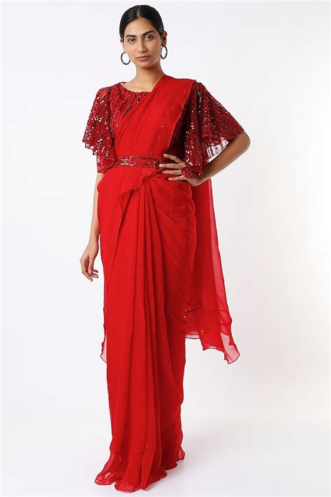 Red Organza Saree Set With Belt Design By Kalighata At Pernia S Pop Up Shop 2024