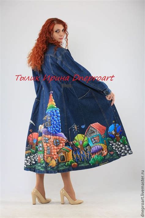 Плащ "Любимый город" с авторской ручной росписью в интернет-магазине на ...