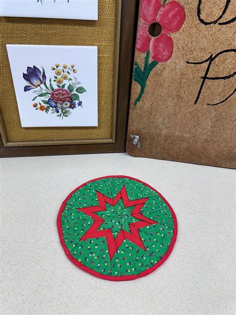 Vintage Pot Holder Hot Pad Kitchen Decor Vintage Kitchen Red Green Floral Handmade Wall Decor Etsy