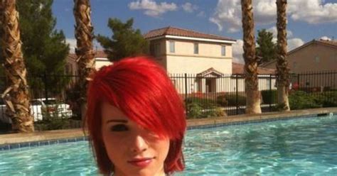 Redhead In The Pool 9gag