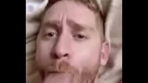 Vidéos gay fellation XVIDEOS