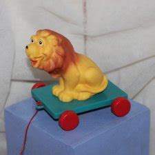Игрушка каталка ГДР времен СССР. Лев на колесиках. / Винтажные куклы и ...