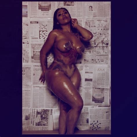 Big Tits ShesFreaky