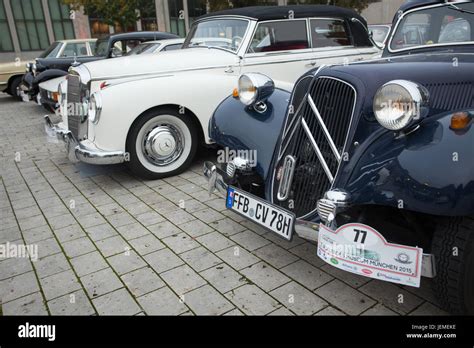 Oldtimer Und Oldtimer Show M Nchen Deutschland Stockfotografie Alamy