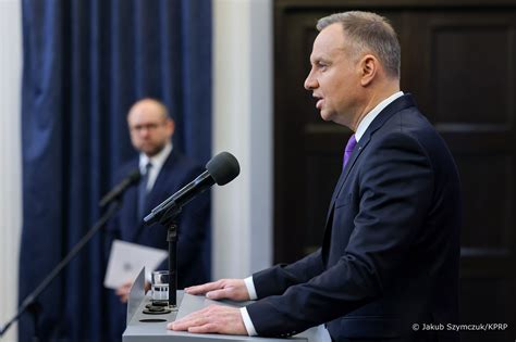 Prezydent Duda spotkał się z szefem NATO w Brukseli W agendzie wojna