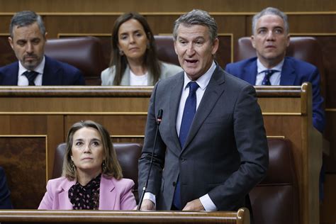 El Ojo Peque O De Feij O O La Desnudez De Gafas Del L Der Del Pp