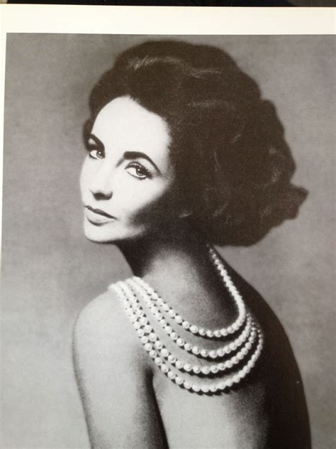 Elizabeth Taylor For Harpers Bazaar1960 Photo By Richard Avedon