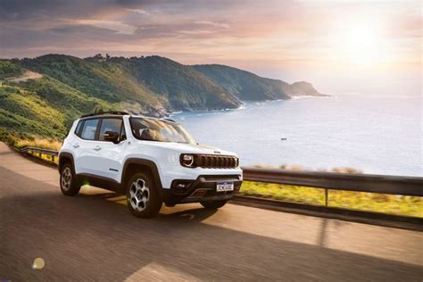 A Gazeta Jeep Renegade Ganha Dark Pack E Nova Cor Para Vers O Longitude