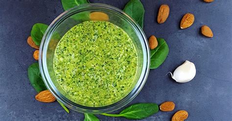 Pesto Dhiver Aux Pousses D Pinards Amandes Et Huile De Noisette