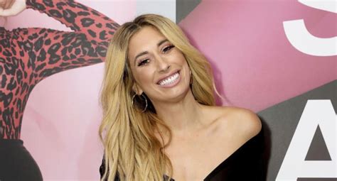 Stacey Solomon Praised For Sharing Natural Bikini Photo