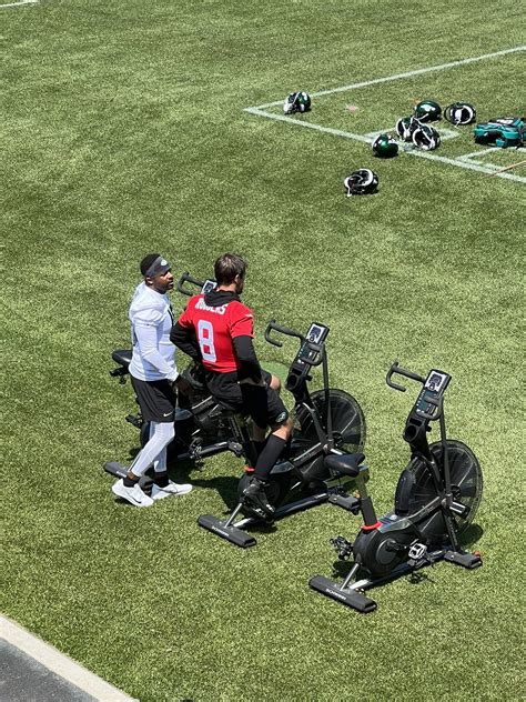 Robby Sabo On Twitter Aaron Rodgers Begins Jets OTAs On The Bike