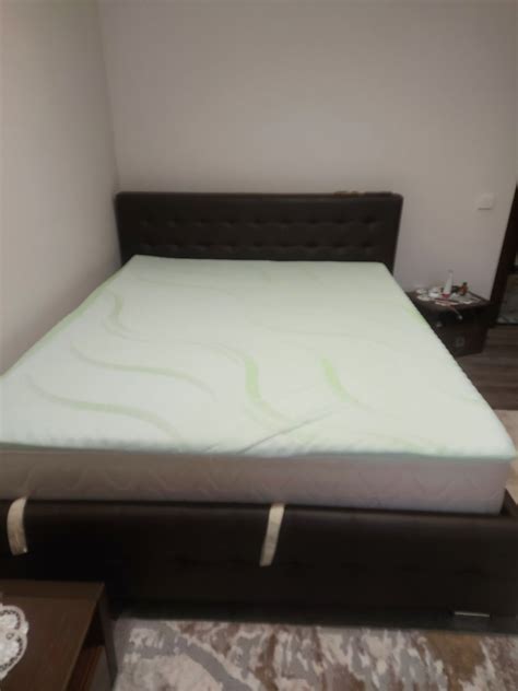 Продаю: кровать+матрас+ топер