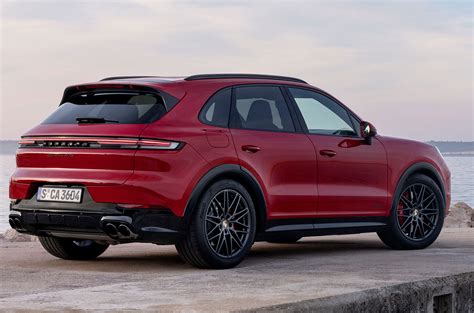 El Porsche Cayenne Gts Un Suv Deportivo Que Pisa Fuerte Conduciendo