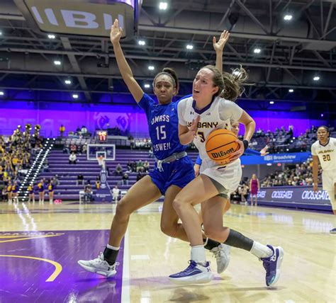 Ualbany Women Rebound With Resounding Win Over Umass Lowell