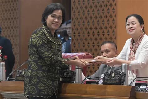 Sidang Paripurna Dpr Ri Sri Mulyani Indonesia Optimis Alami Kenaikan