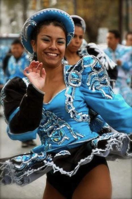 Trajes Tipicos Del Peru Traditional Peruvian Dresses Caporales Puno