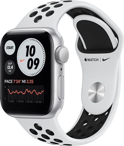 Купить Смарт-часы Apple Watch SE Nike 44mm серебристый с белым ремешком ...