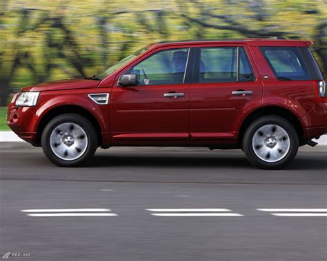 Land-Rover Freelander 2 Fotos. Offroader mit Stop/Start System - Kfz.net