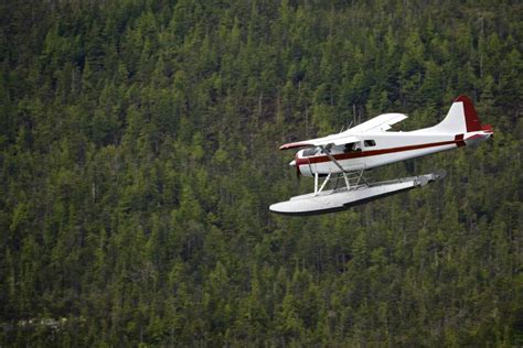 Floatplane Travel and Delivery Along the Inside Passage