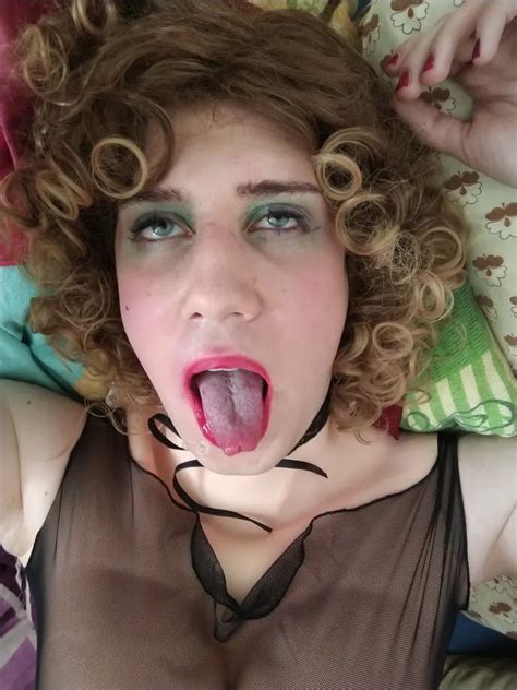 Ahegao And Couple Of Dildos Nude Pics Xhamster