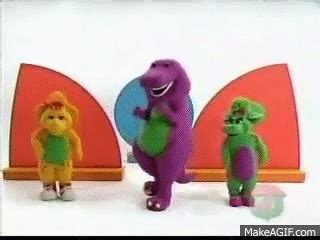 Barney Hip Hop Dancing on Make a GIF